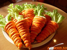 "Морковки" из слоеного теста