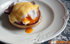 Eggs Benedict, честный американский завтрак