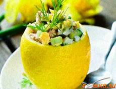 Лимоны, фаршированные салатом из тунца