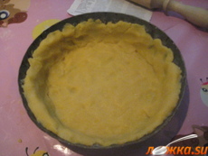 Пирог со сливами и ванильным кремом - нажмите, чтобы увидеть в полном размере