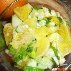 Апельсиново-огуречный салат