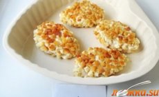 Пожарские котлеты с гарниром из пюре и грибами