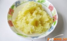 Пожарские котлеты с гарниром из пюре и грибами
