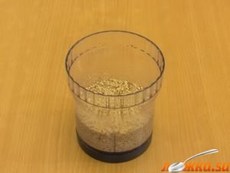 Шоколадные блинчики с бананами и орехами