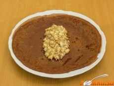 Шоколадные блинчики с бананами и орехами