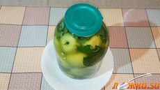 Квашеные яблоки.